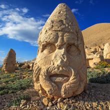 Nemrut Dağı Heykelleri